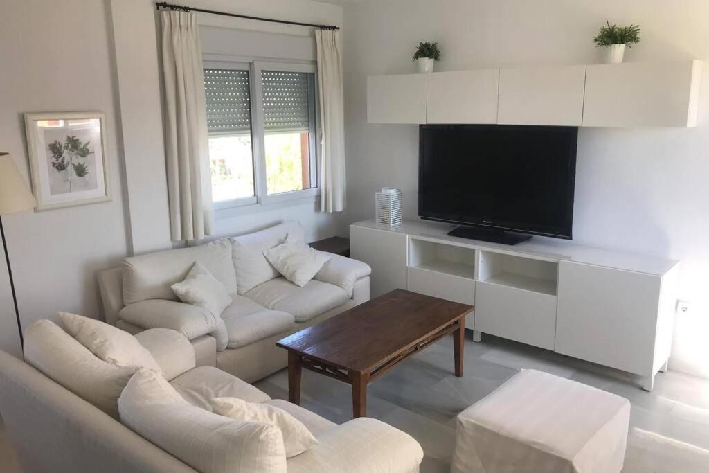 Precioso Apartamento Muy Cerca De La Playa チクラナ・デ・ラ・フロンテーラ エクステリア 写真